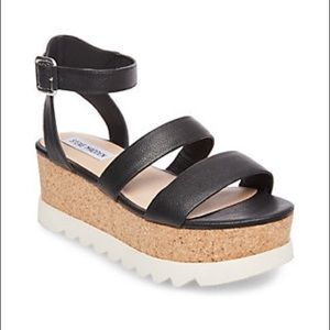 Steve Madden Black Kirsten Platform Sandal